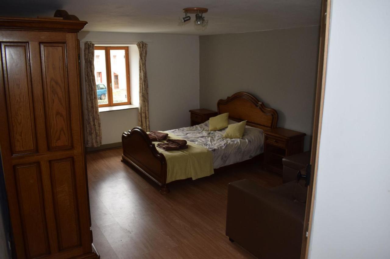Chambre D'Hotes De Puy Faucher Arrenes 외부 사진
